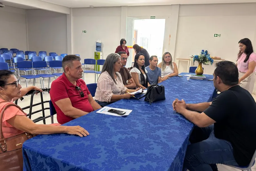 Reunião de trabalho com educadores em Presidente Dutra (MA)