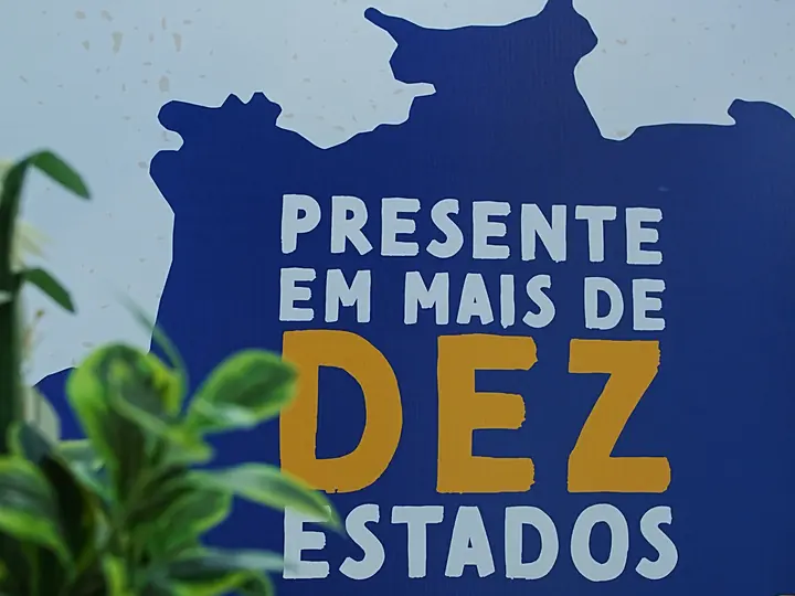 Painel do estande: presente em mais de dez estados